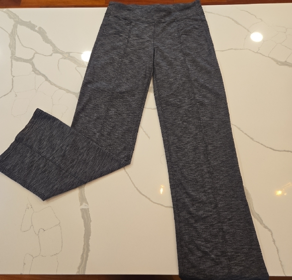 Athleta Womens Metro ActivewearYoga Bootleg Pants Heather Gray Size Medium